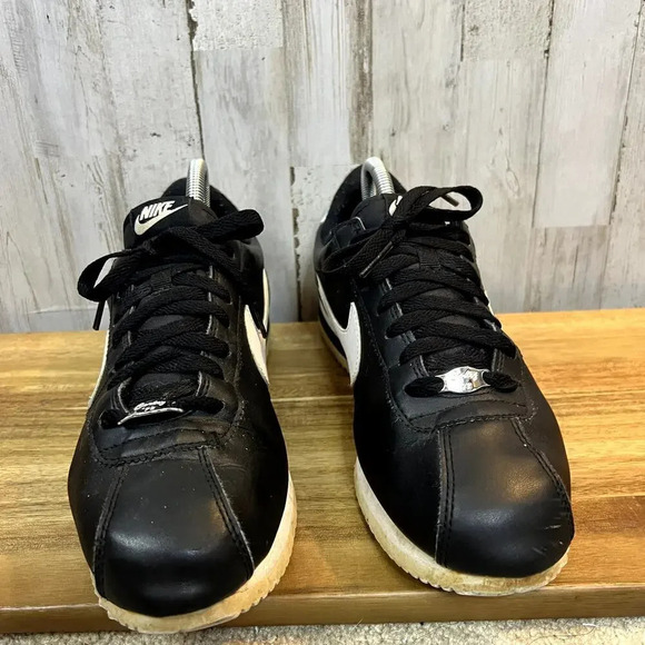 Nike Cortez Men\'s Size 9 Basic Leather‎ Black & White Low Top Sneakers main image 4